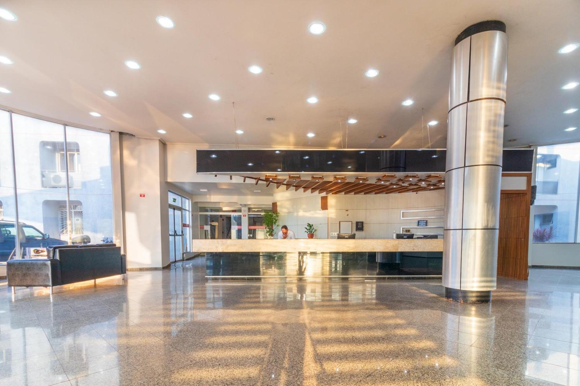 Foz Budget Hotel فوز دو إيغواسو المظهر الخارجي الصورة