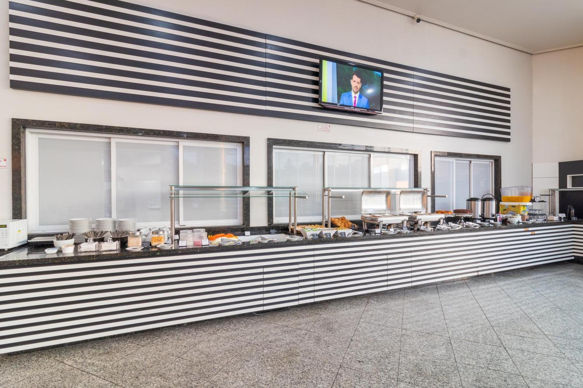 Foz Budget Hotel فوز دو إيغواسو المظهر الخارجي الصورة